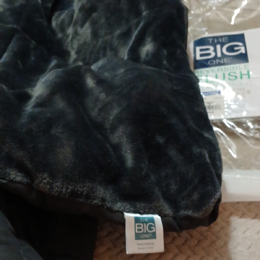 The Big One Charcoal Plush Comforter